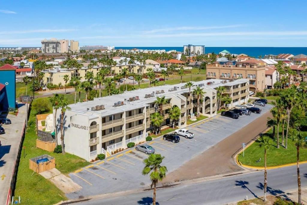 2 Bed 2 Bath Condo By Beach With Resort Pool South Padre Island Exterior photo