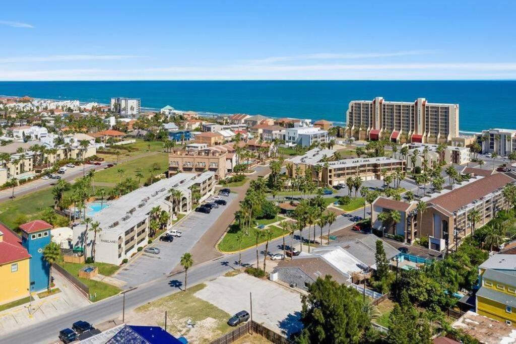 2 Bed 2 Bath Condo By Beach With Resort Pool South Padre Island Exterior photo